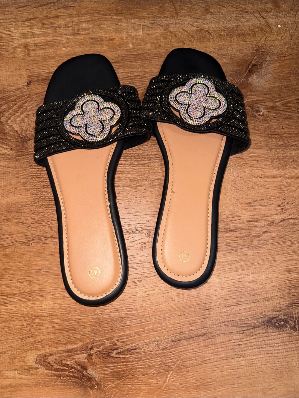Black Rhinestone Clover Flat Slide Sandals - Size 41 (US 9.5/10)